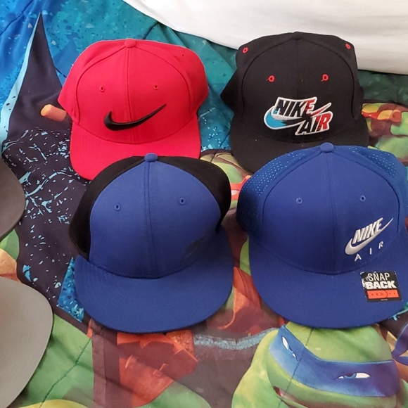 Snap backs - Picture 5 of 8